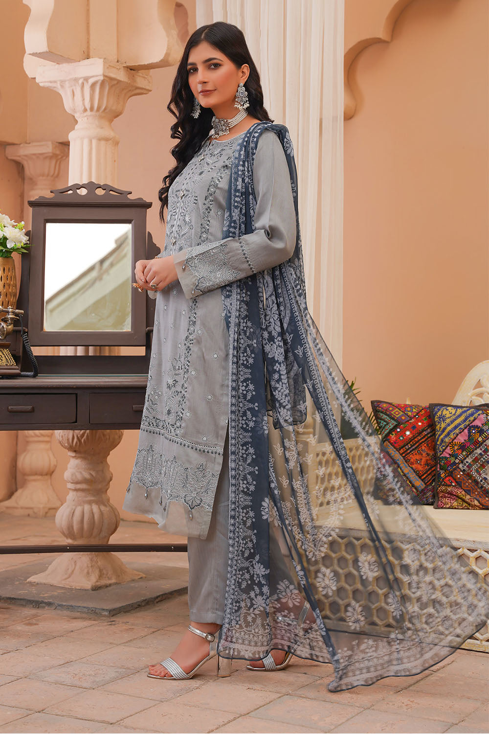 Embroidered Viscose Suit-7040