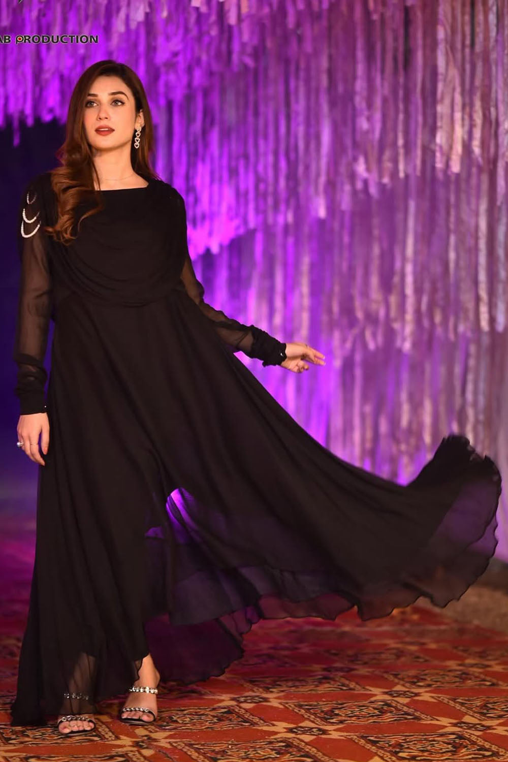 hina tariq black maxi