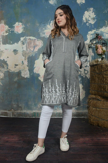 EMBROIDERED COTTON DENIM SHIRT - Madame