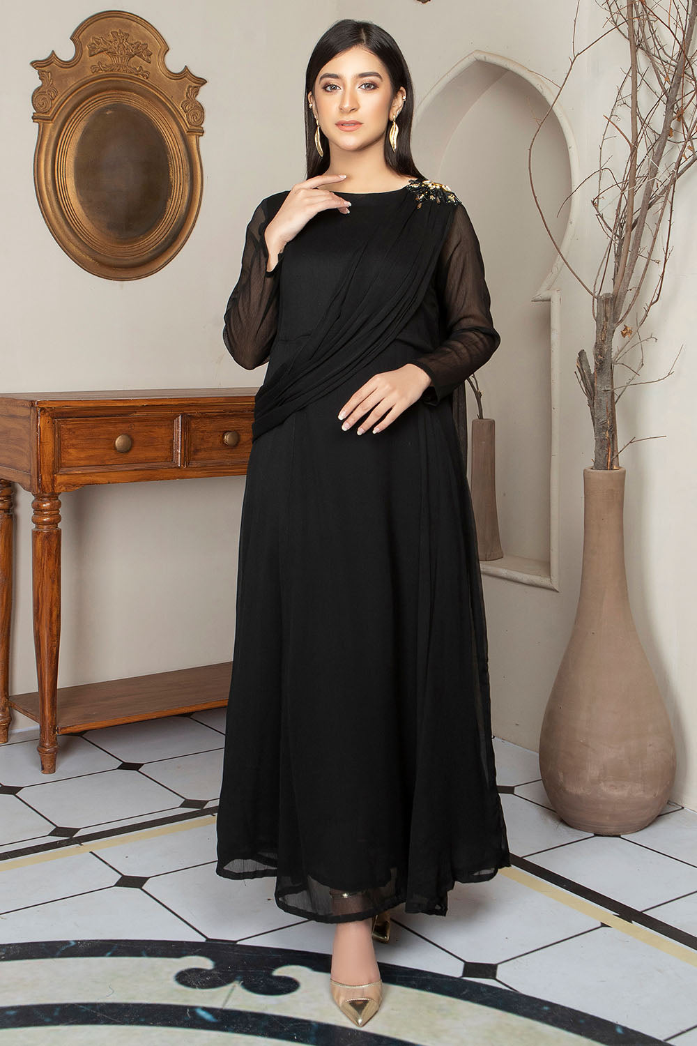 black maxi